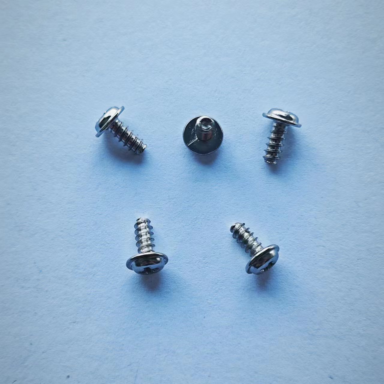 M2.6x6-十字槽盘头带阶平尾自攻螺钉_浙江诺金电器有限公司